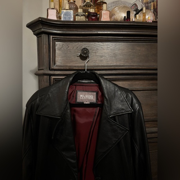 Vintage Wilsons Leather Black Qtr Trench Coat With Belt Womens 1X ๐ค๐ - Picture 2 of 10